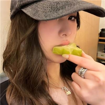 女猫